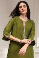 Olive Green Dyed Straight Kurta Set - Image 2